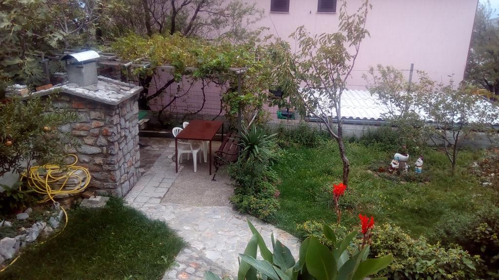 Guesthouse Filepi Senj  Esterno foto